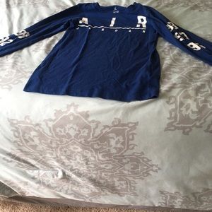 Boys Jordan long sleeve shirt